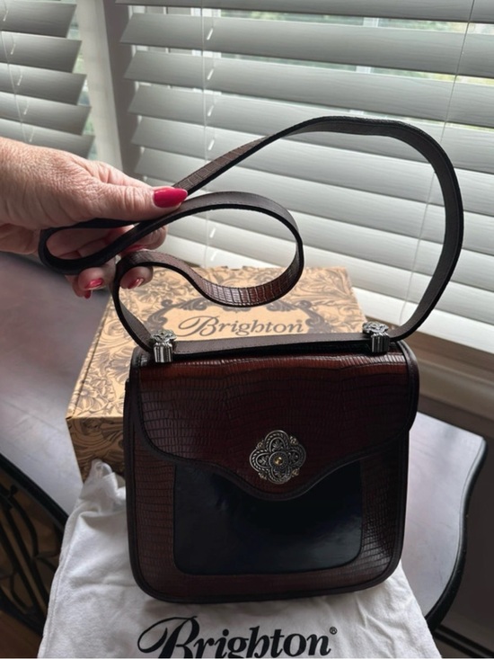 Brighton Handbags - Brighton Dark Brown Croc-Embossed Crossbody with Silver Medallion dust & box